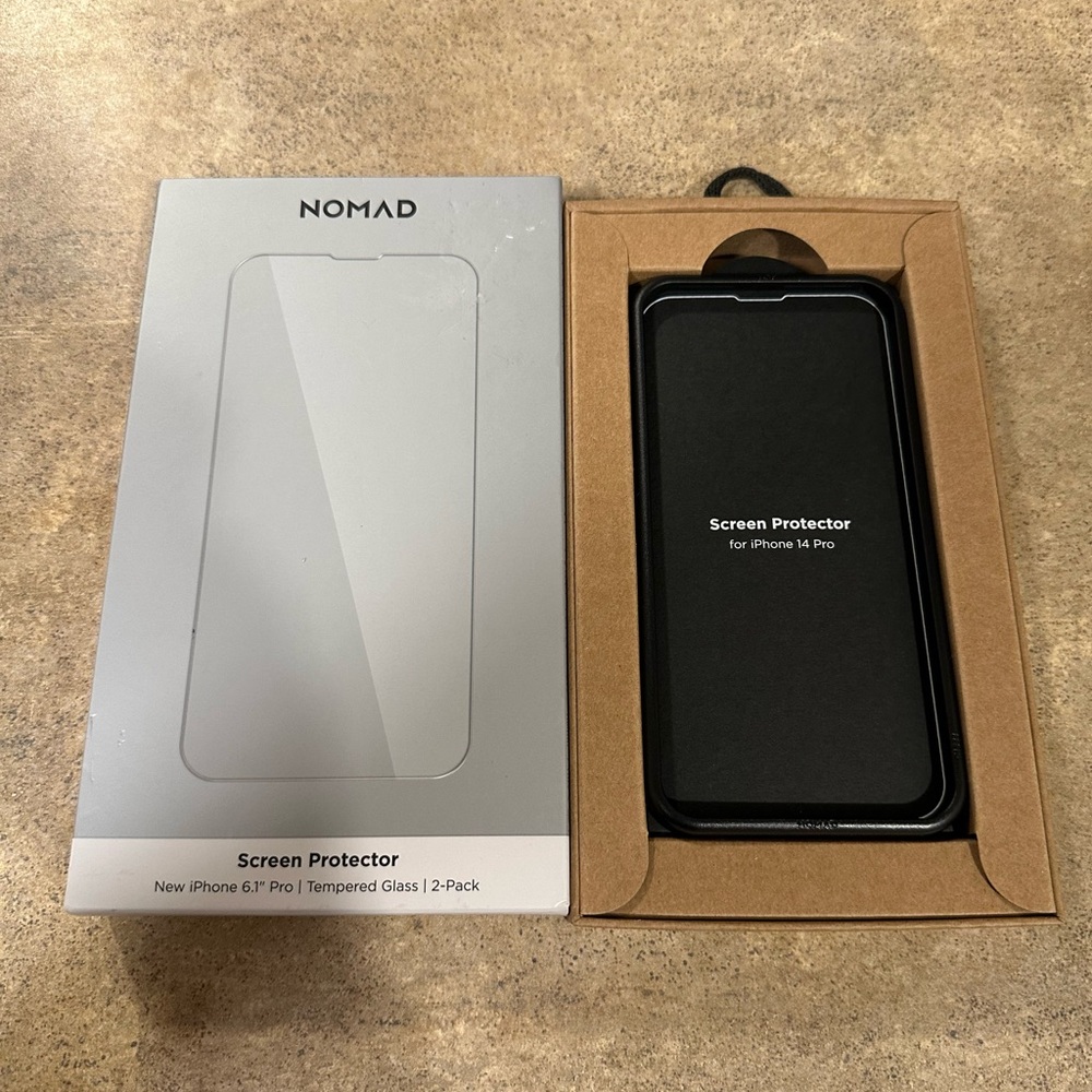 Nomad Tempered Glass Screen Protector for iPhone 14 Pro - Black